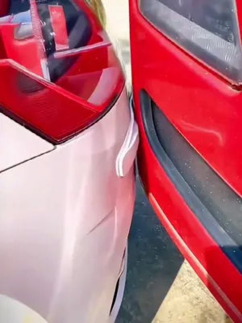 汽车防撞条 守护爱车细节，有车一族必备的耐用防护好物